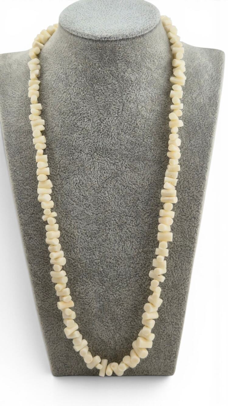 Vintage Gump's Natural White Coral Necklace 24" 14K Gold Clasp Hong Kong